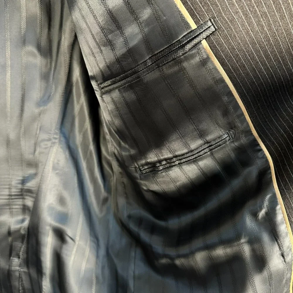 Michael Kors Men's 100% Wool 2 Button Pinstripe Blazer, Size 44R, Gray,‎ NWOT